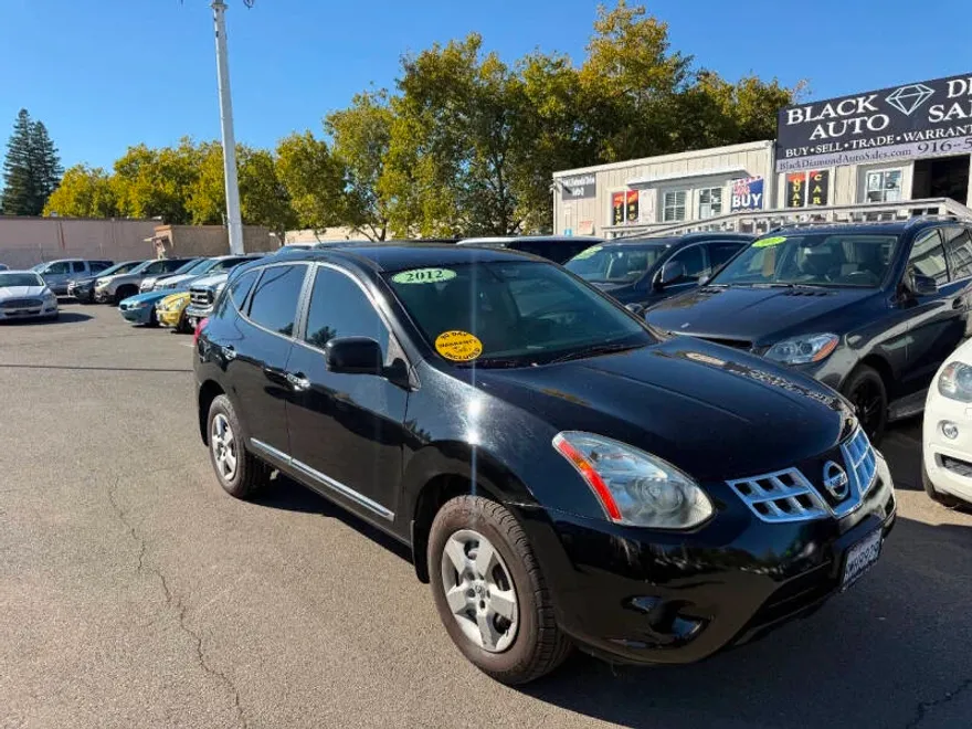 2012 Nissan Rogue S photo 1