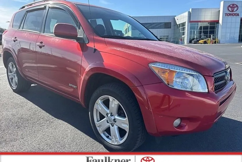 2007 Toyota RAV4 Sport photo 1