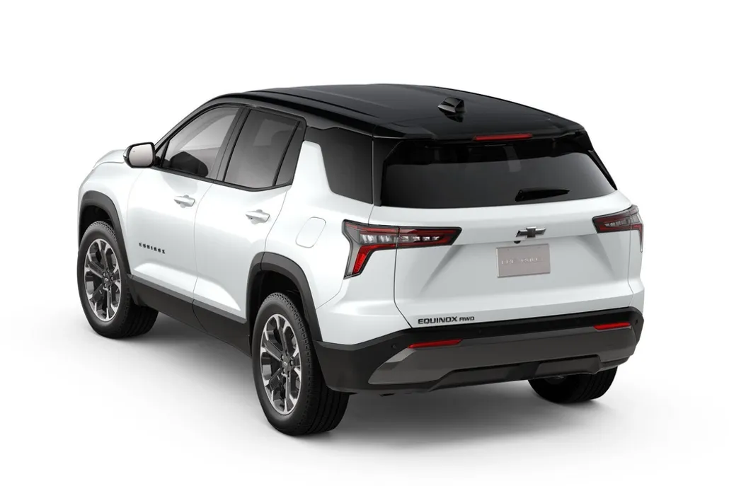 2026 Chevrolet Equinox LT photo 1