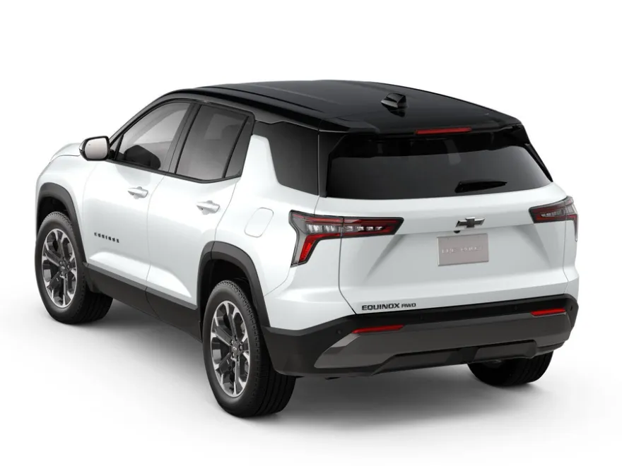 2026 Chevrolet Equinox LT photo 1
