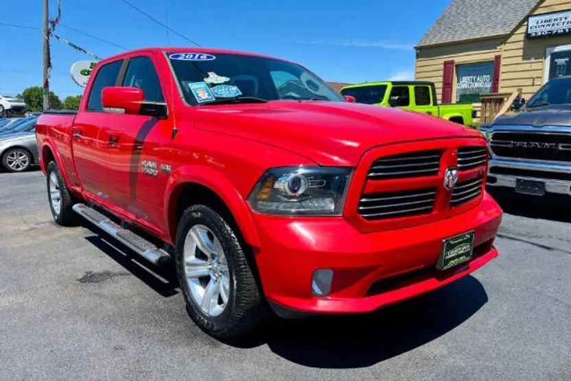 2016 Ram 1500 Sport photo 1