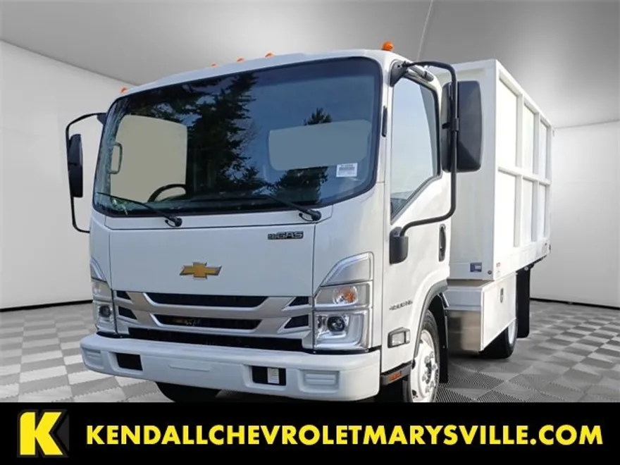 2025 Chevrolet Silverado 4500HD photo 1