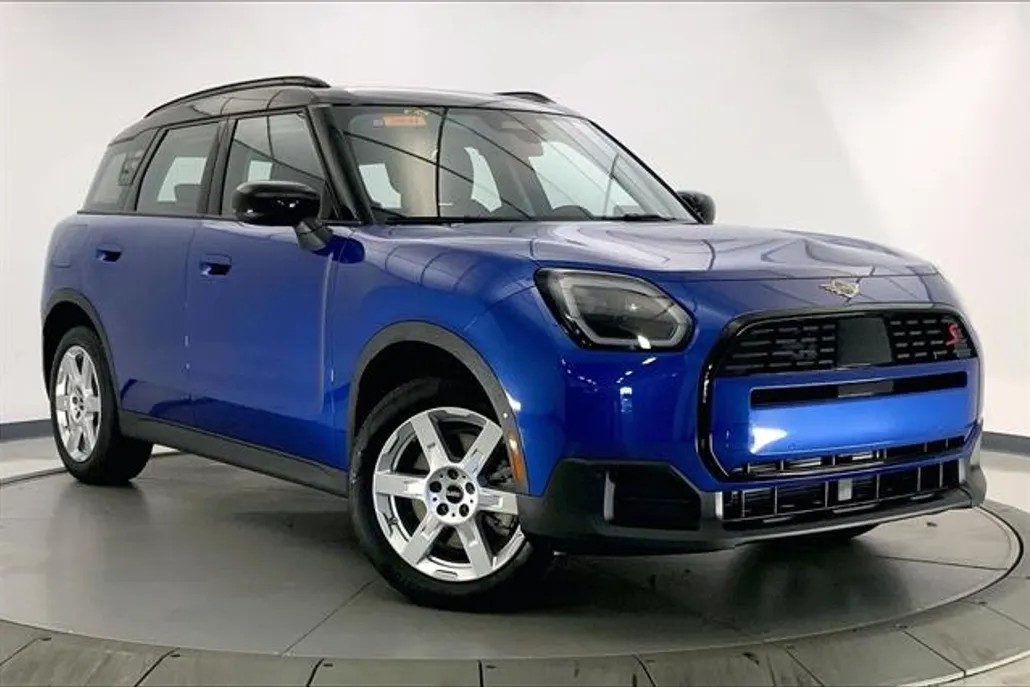 2025 Mini Countryman S ALL4 photo 1