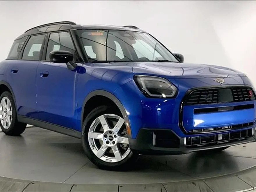 2025 Mini Countryman S ALL4 photo 1