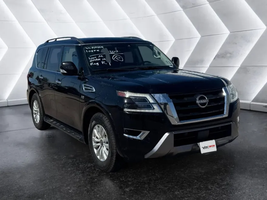 2021 Nissan Armada SV photo 1