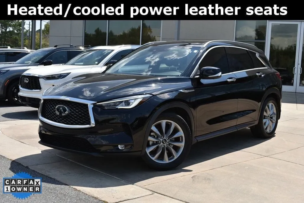 2022 Infiniti QX50 Essential photo 1