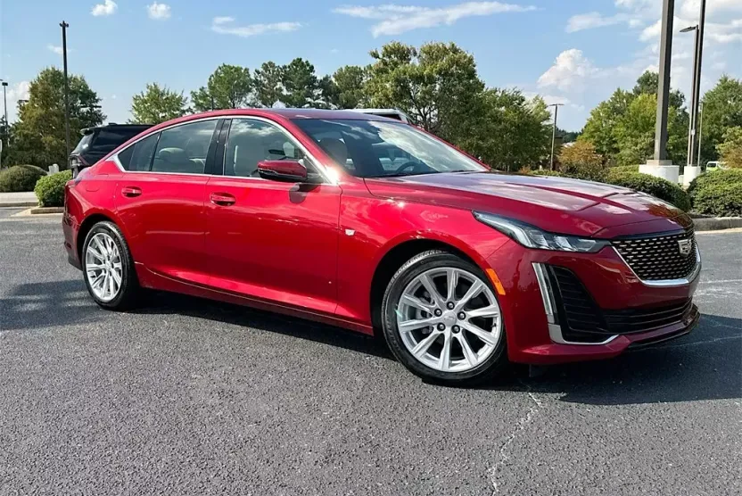 2024 Cadillac CT5 Luxury photo 1