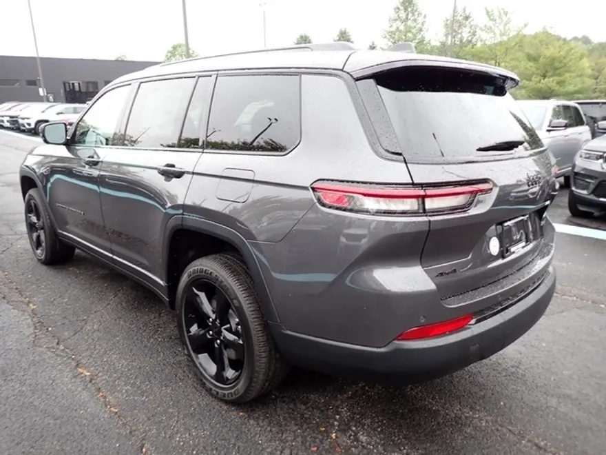 2025 Jeep Grand Cherokee Altitude X photo 1