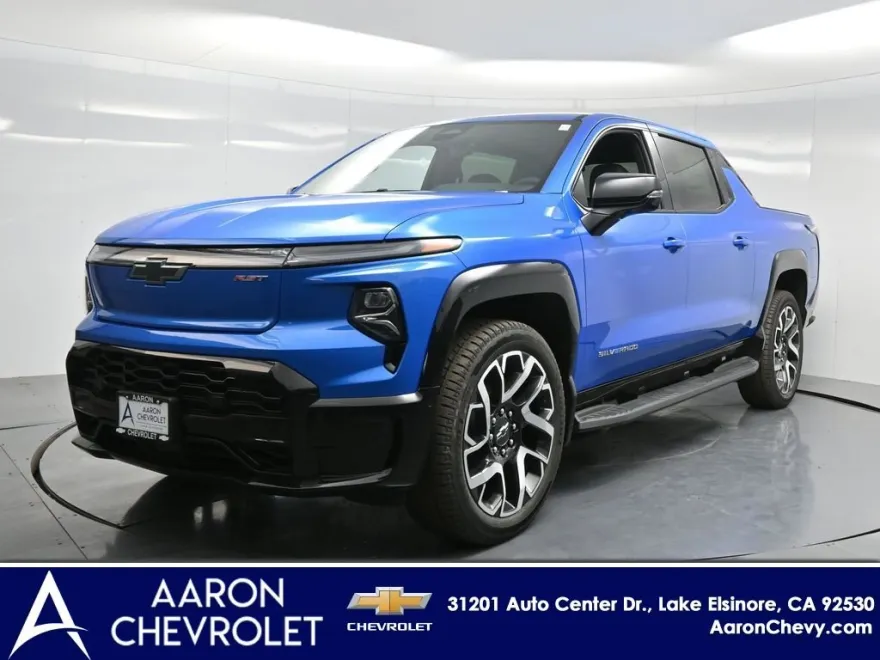 2025 Chevrolet Silverado EV RST photo 1