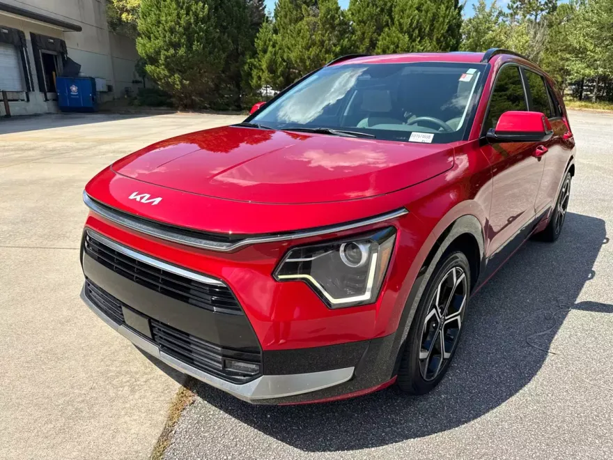 2023 Kia Niro EX Touring photo 1