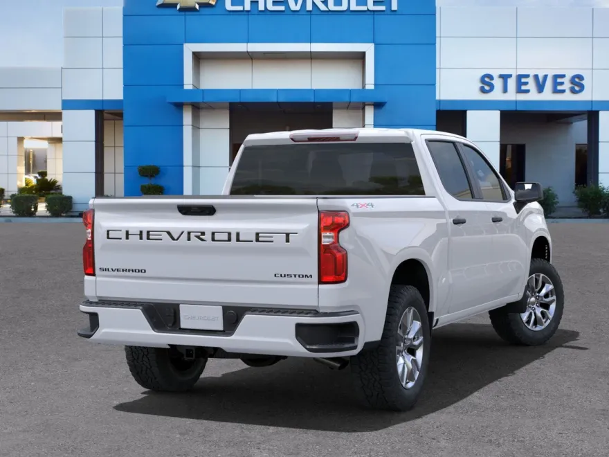 2025 Chevrolet Silverado 1500 Custom photo 1