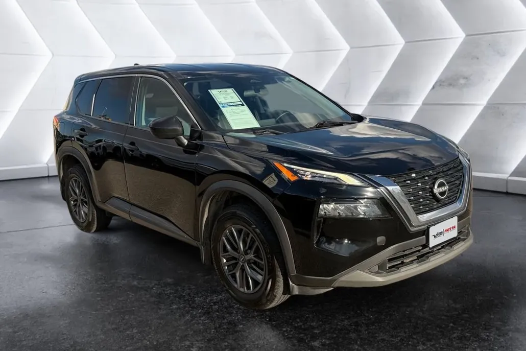 2022 Nissan Rogue S photo 1