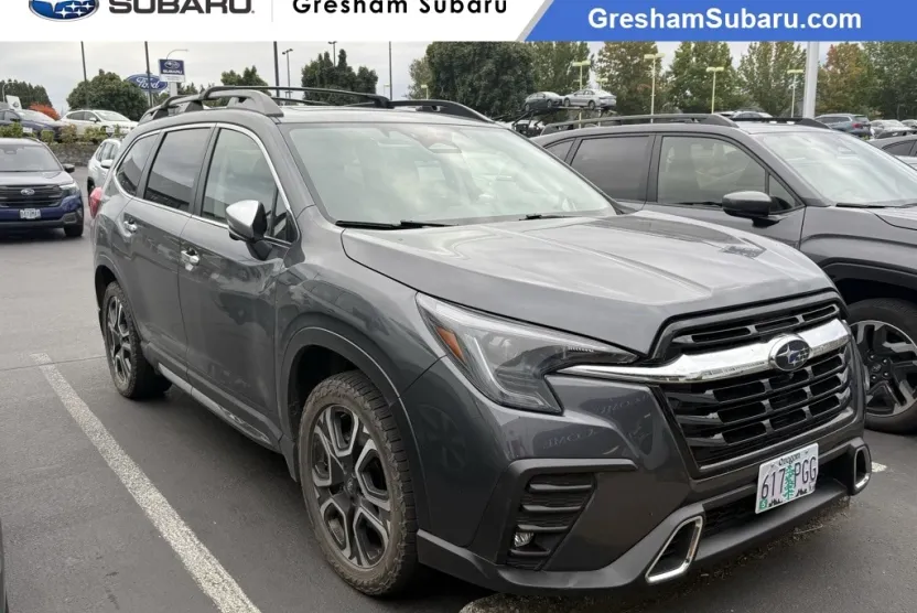 2023 Subaru Ascent Touring photo 1