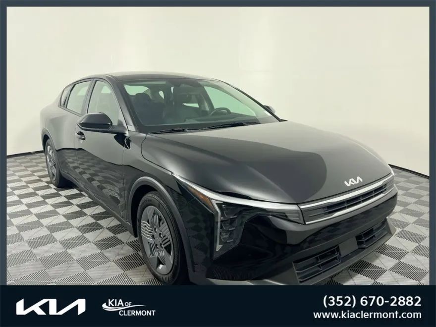 2025 Kia K4 LX photo 1