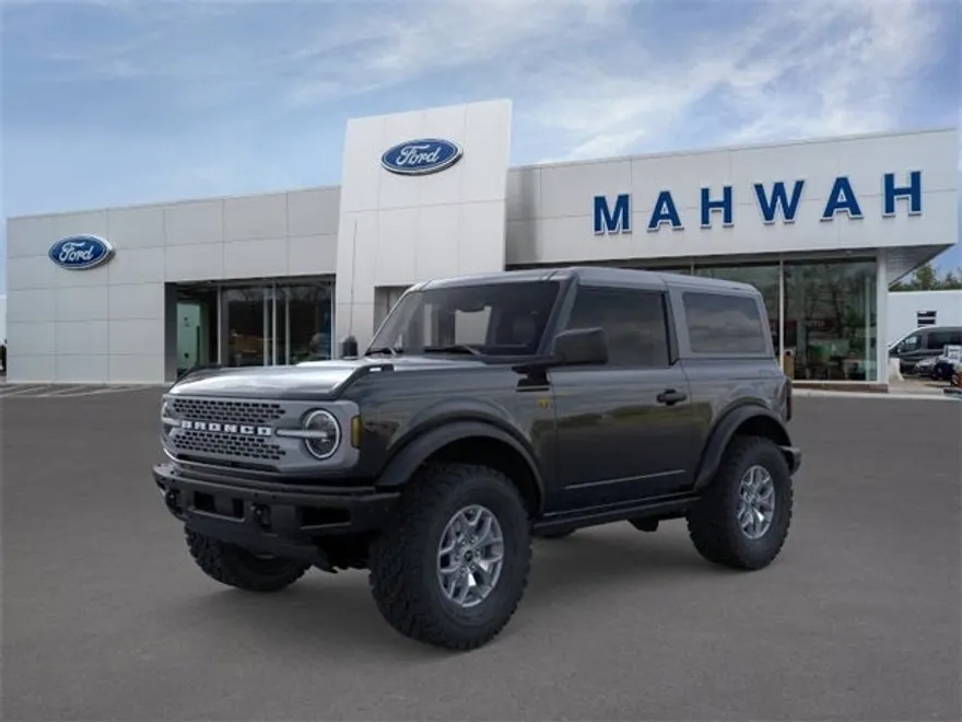 2025 Ford Bronco Badlands photo 1