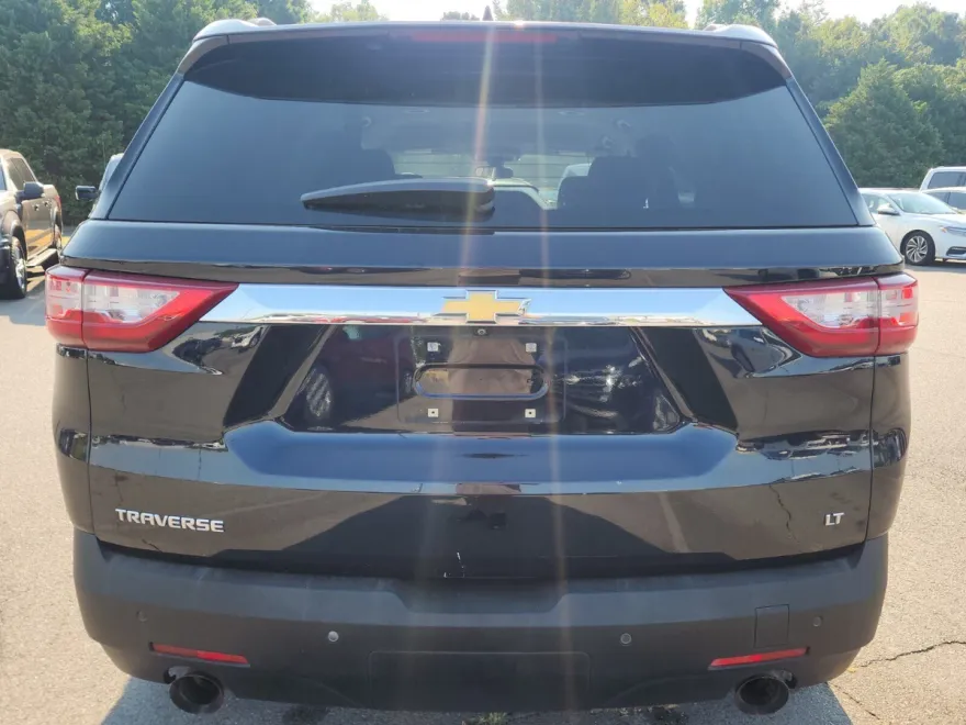 2020 Chevrolet Traverse Cloth 1LT photo 1