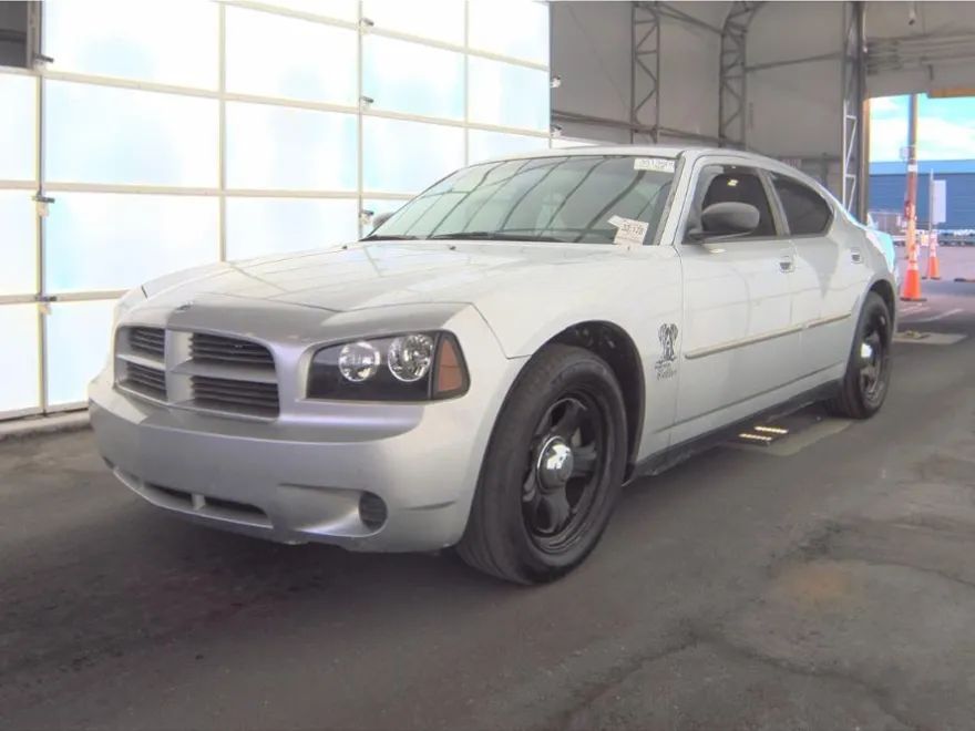 2010 Dodge Charger photo 1