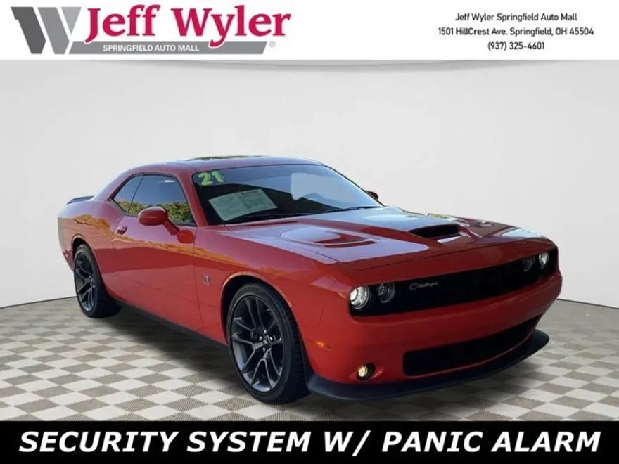 2021 Dodge Challenger R/T Scat Pack photo 1