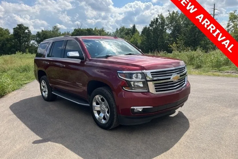 2017 Chevrolet Tahoe Premier photo 1