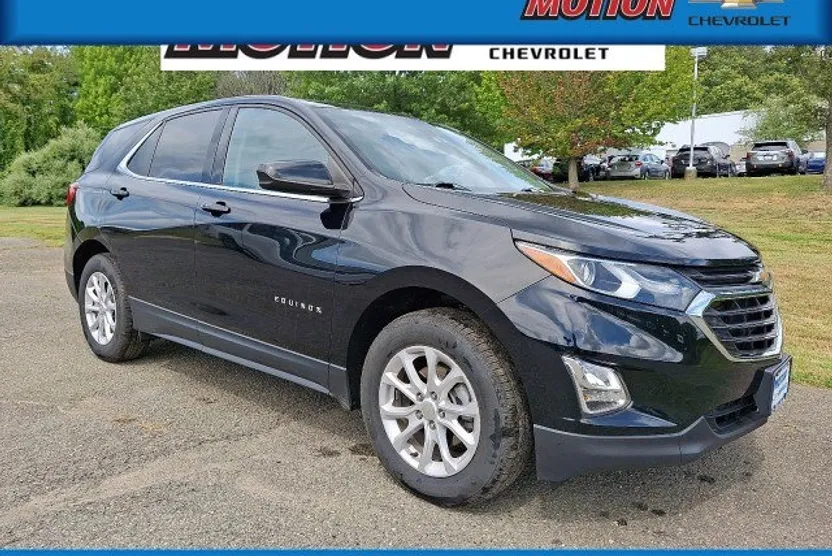 2020 Chevrolet Equinox LT photo 1
