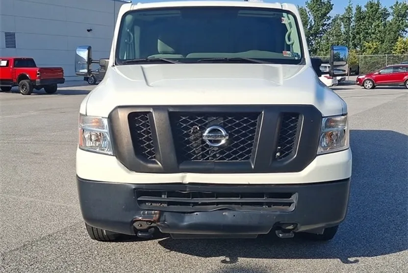 2020 Nissan NV3500 HD Cargo S photo 1