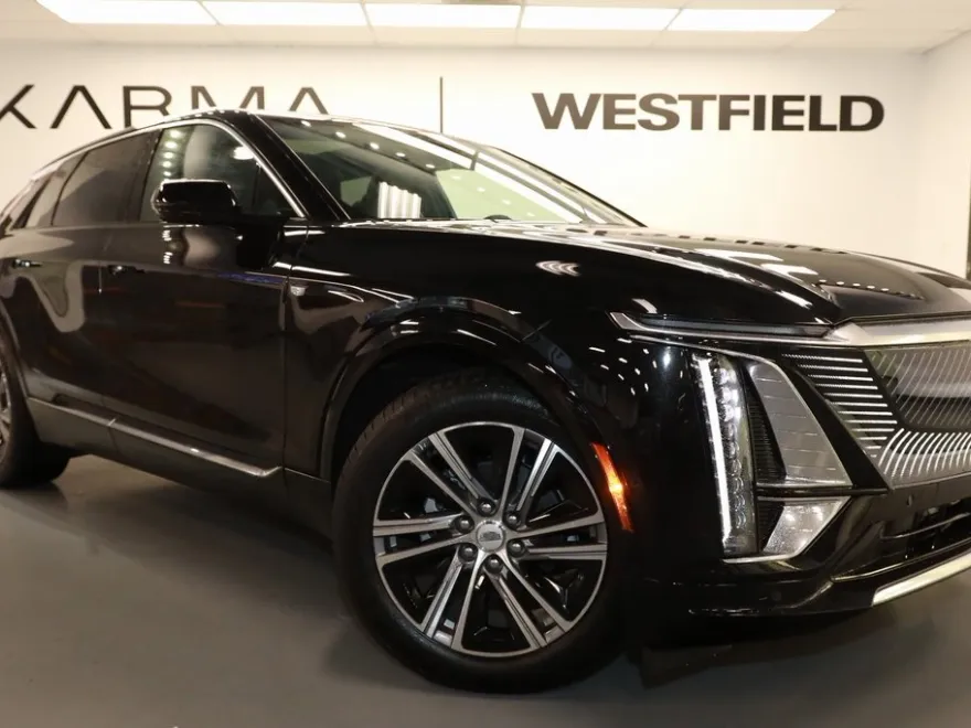 2024 Cadillac Lyriq Tech photo 1
