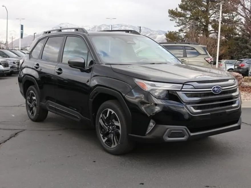 2025 Subaru Forester Limited photo 1