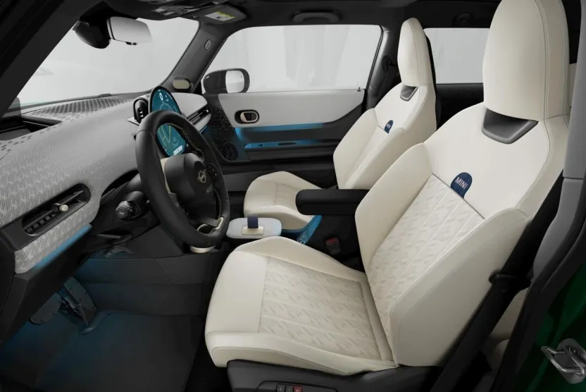 2026 Mini Cooper 2 Door Hardtop S photo 1
