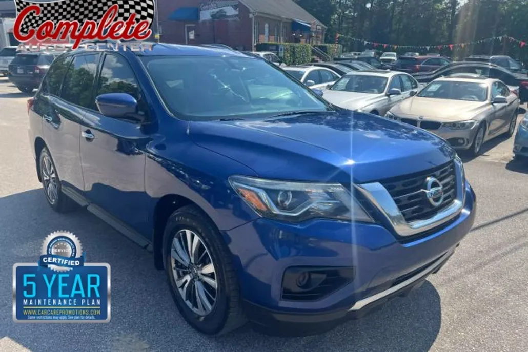 2020 Nissan Pathfinder S photo 1