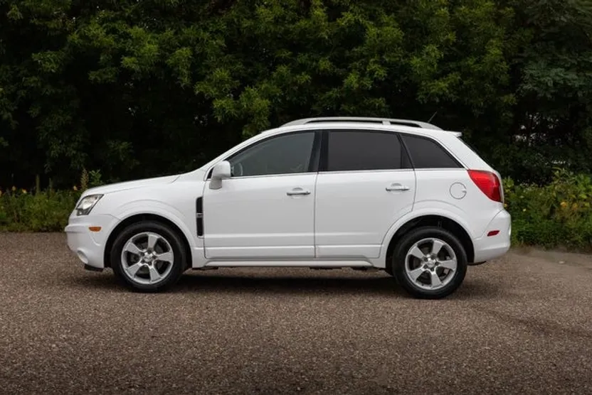 2014 Chevrolet Captiva Sport LT photo 1