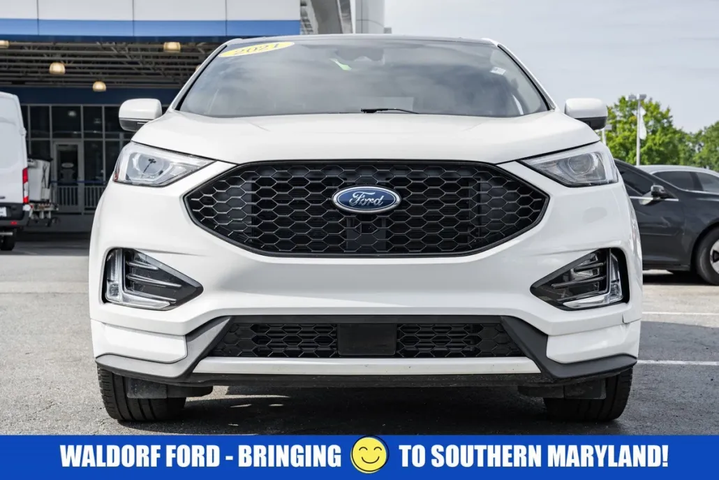 2021 Ford Edge SEL photo 1