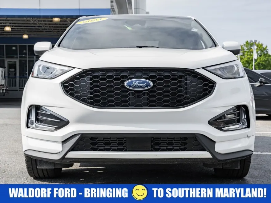 2021 Ford Edge SEL photo 1