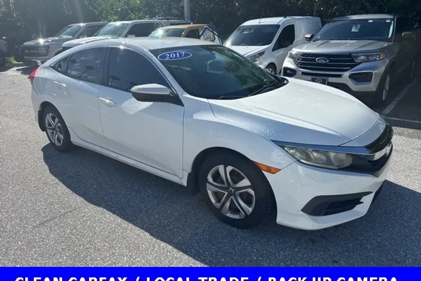 2017 Honda Civic LX photo 1