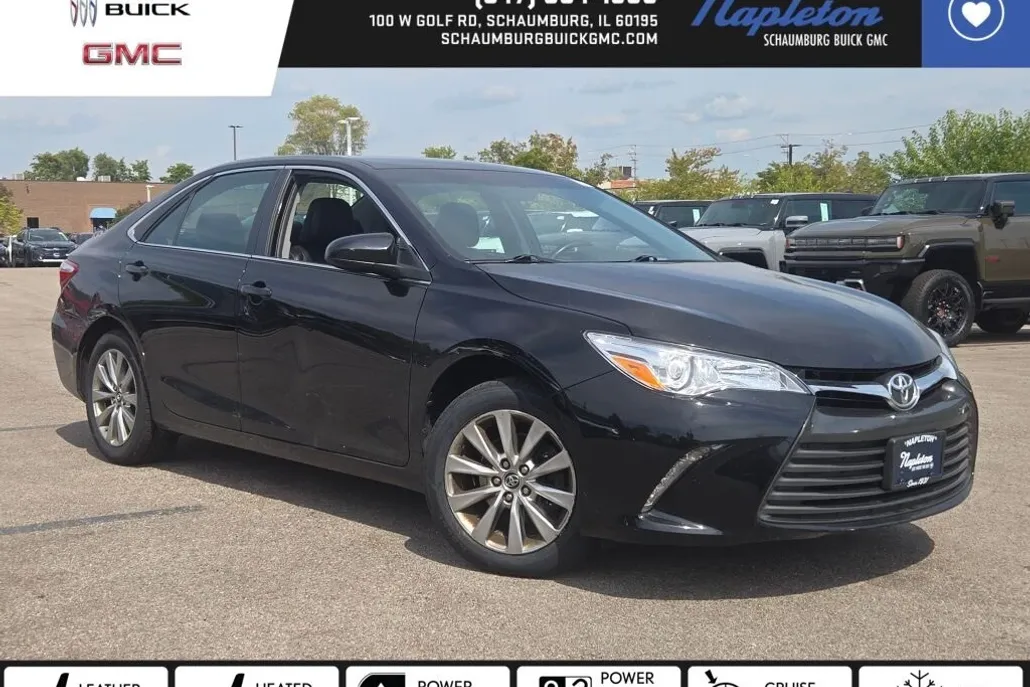 2015 Toyota Camry XLE photo 1
