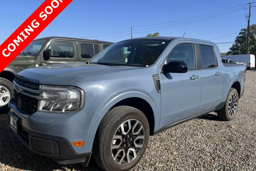 2024 Ford Maverick Lariat photo 1