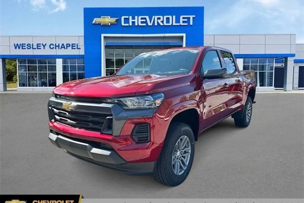 2026 Chevrolet Colorado LT photo 1