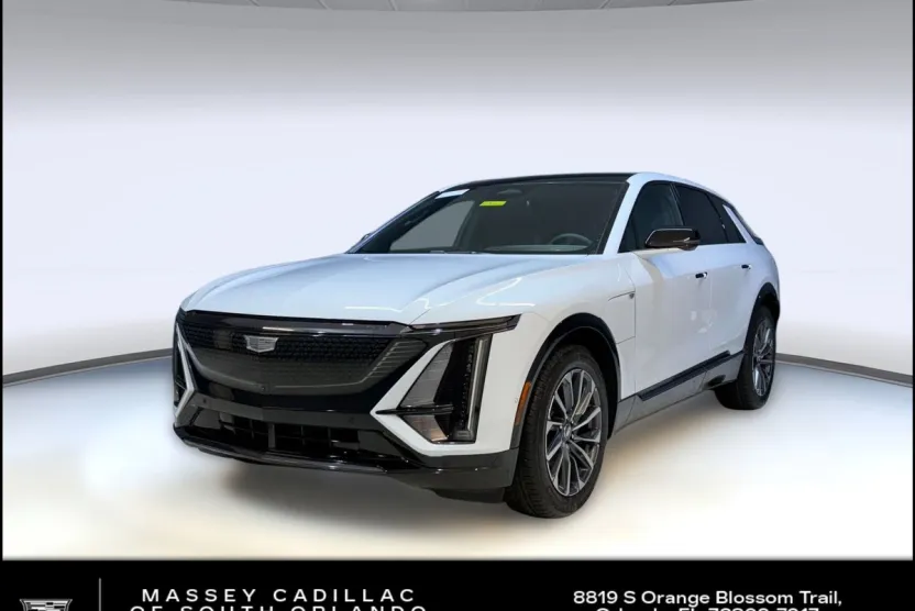 2026 Cadillac Lyriq Sport photo 1
