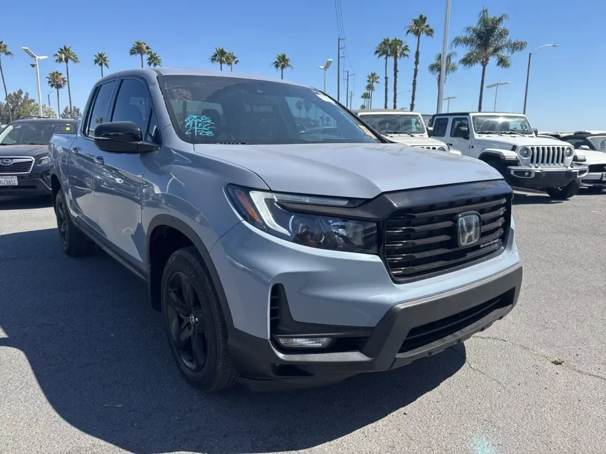 2022 Honda Ridgeline Black Edition photo 1