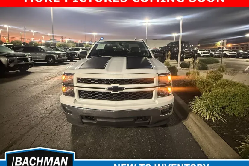 2015 Chevrolet Silverado 1500 LT photo 1