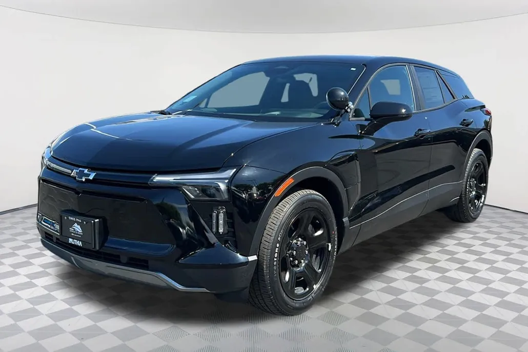 2024 Chevrolet Blazer EV photo 1