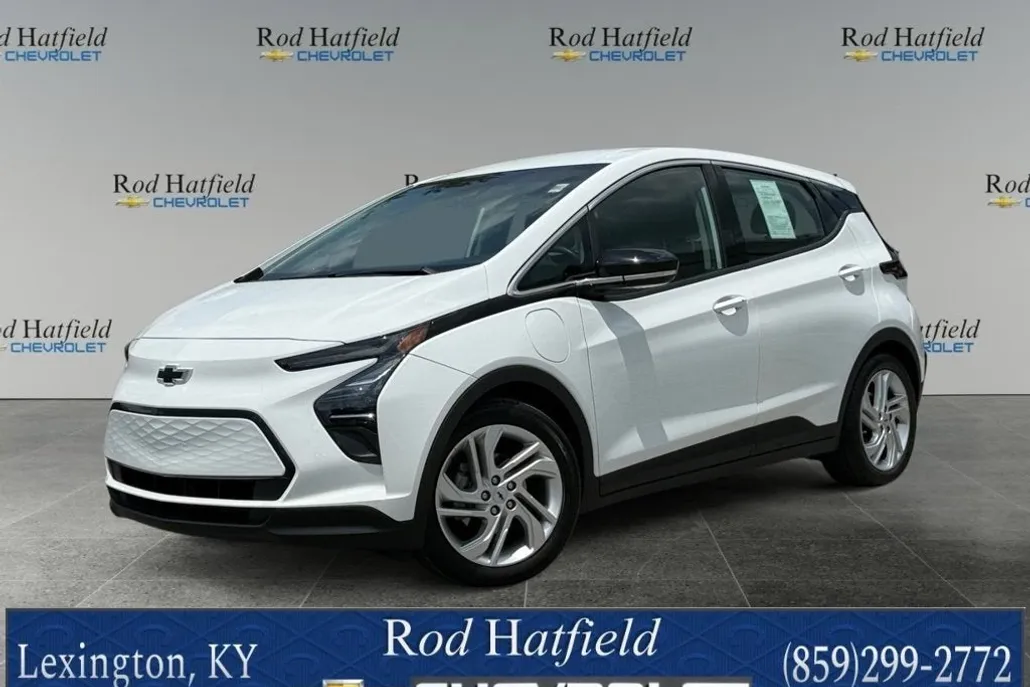 2023 Chevrolet Bolt EV 1LT photo 1