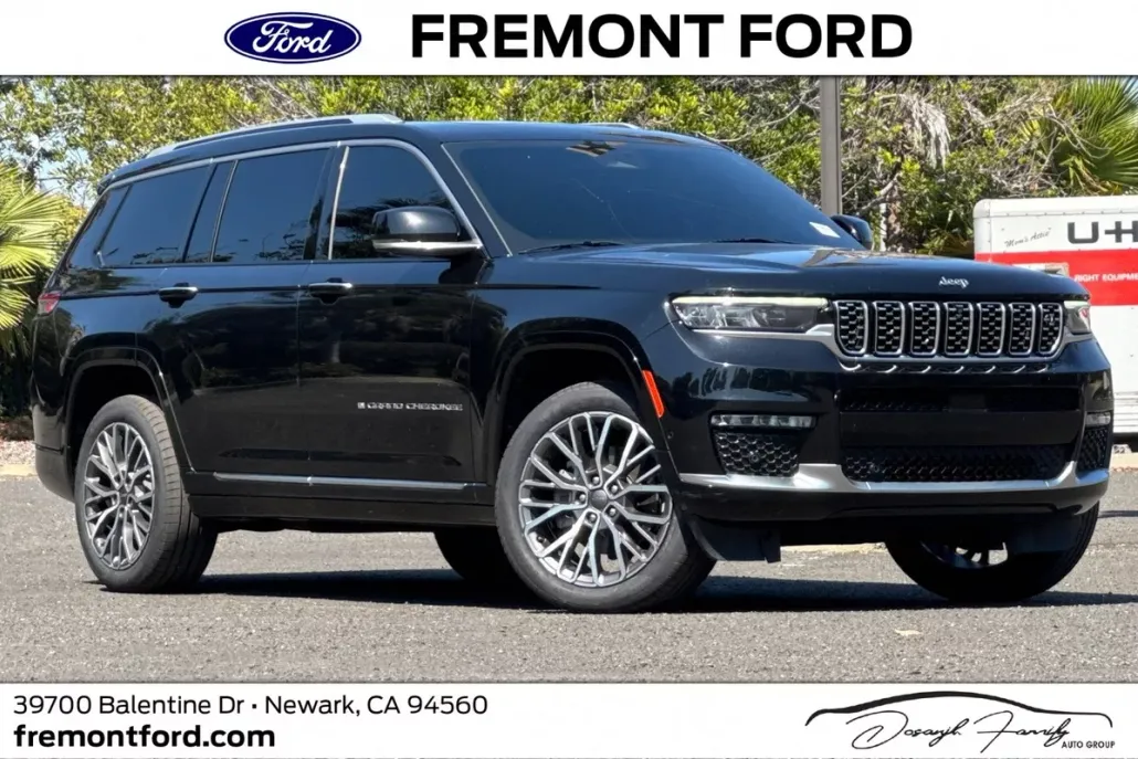 2021 Jeep Grand Cherokee L Summit photo 1