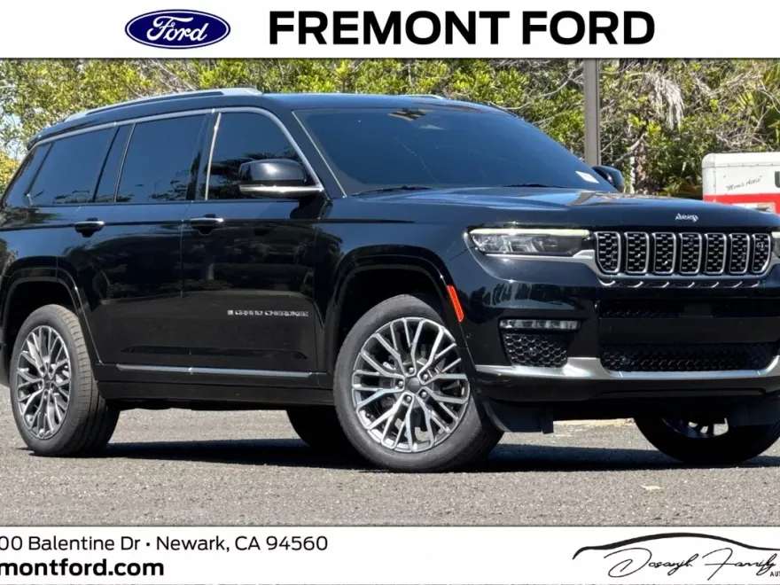 2021 Jeep Grand Cherokee L Summit photo 1