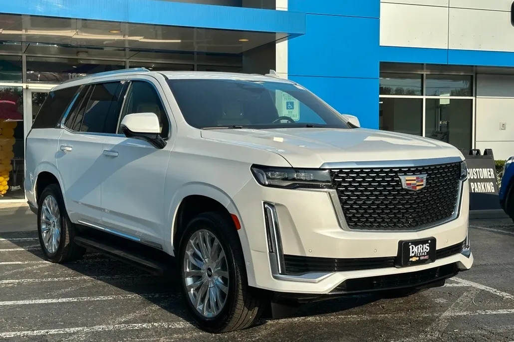 2024 Cadillac Escalade Premium Luxury photo 1