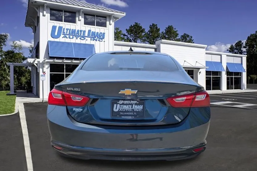 2020 Chevrolet Malibu LS photo 1