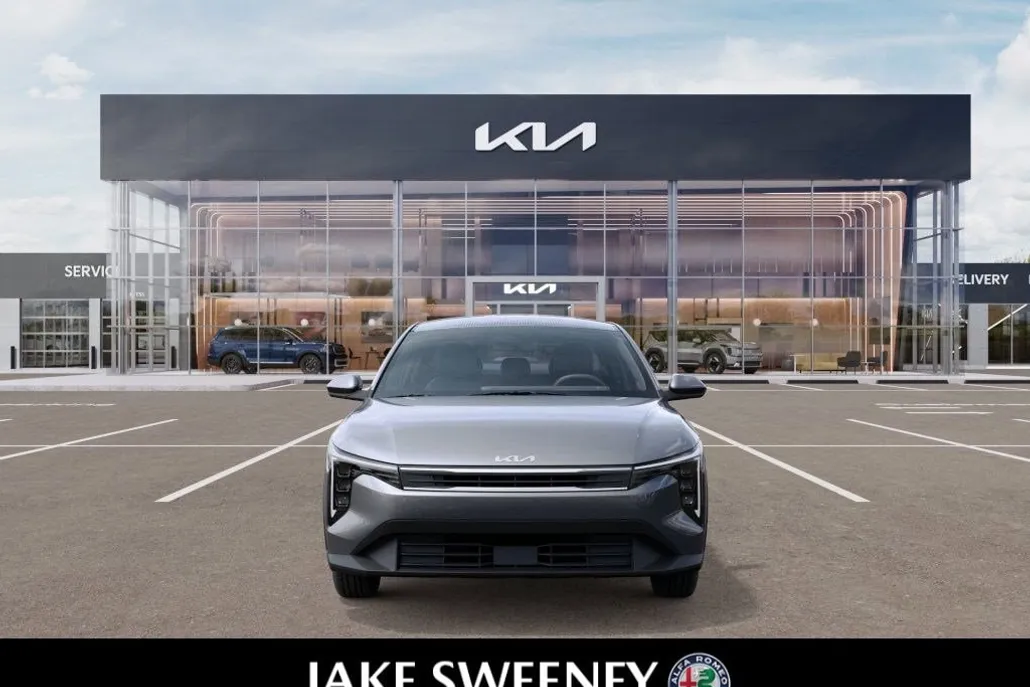 2025 Kia K4 LXS photo 1