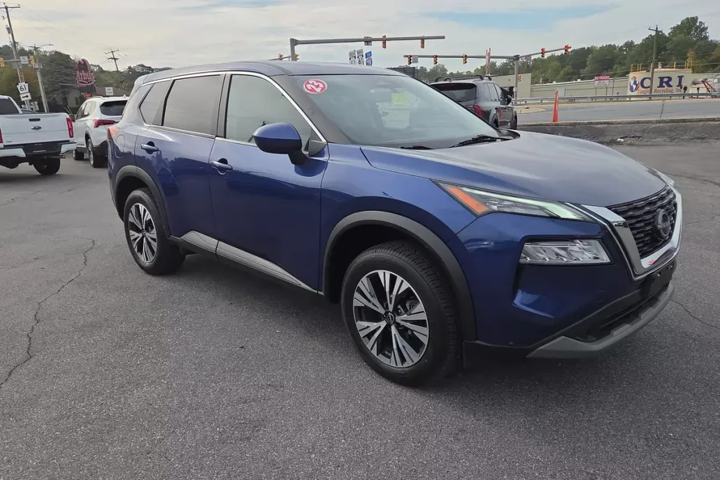 2023 Nissan Rogue AWD SV photo 1