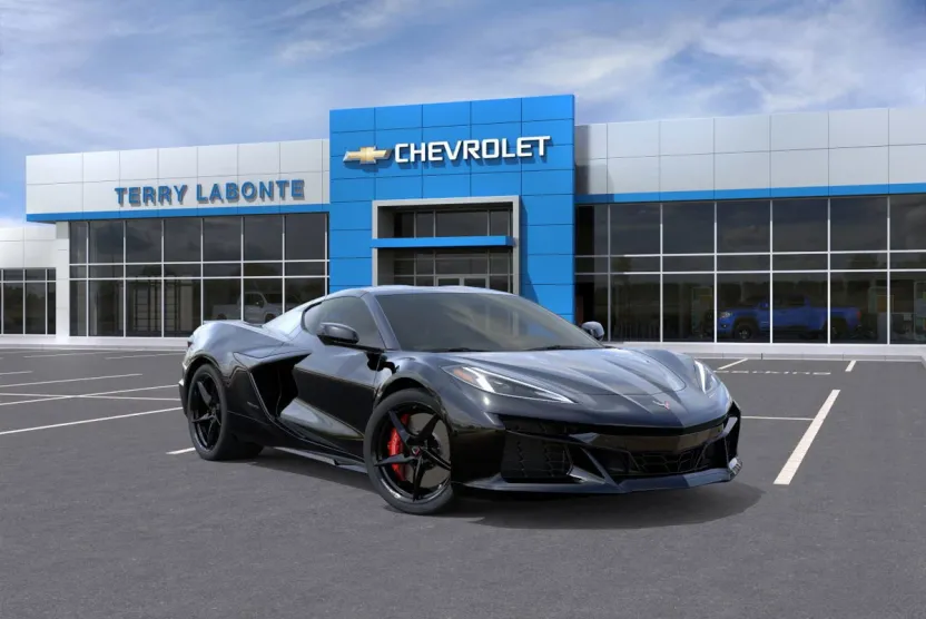 2025 Chevrolet Corvette E-Ray 2LZ photo 1