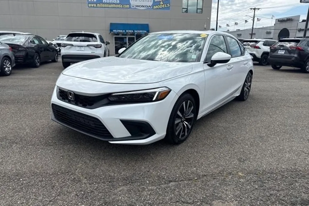 2023 Honda Civic EX-L photo 1
