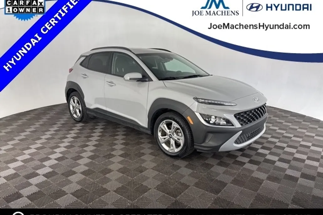 2023 Hyundai Kona SEL photo 1